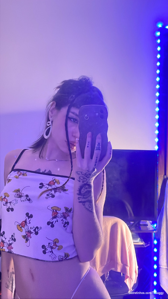 Meu laranjinha em último dia de promo hj amores! 🧡 vem acompanhar mais de 800 mídias https://privacy.com.br/Profile/Thaaggy